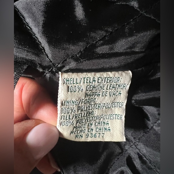 St Johns Bay Black Leather Jacket, Zip Up, Collared and Insulated, Men Size L - Picture 11 of 12